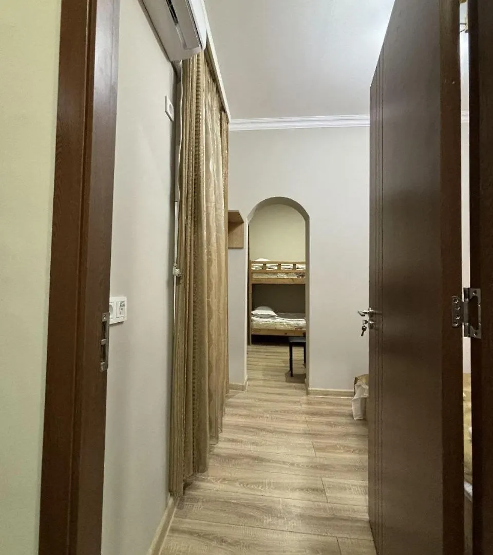 New Meidan Tbilisi 0*,